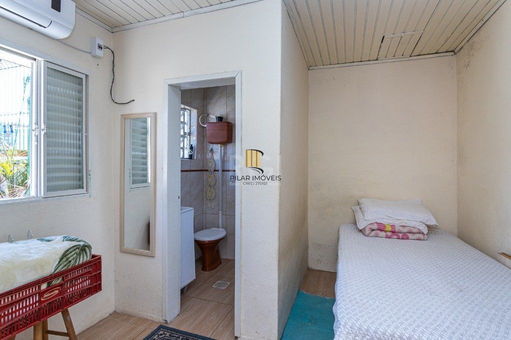 Casa para Venda - 143.32m², 3 dormitórios, sendo 1 suites, 5 vagas - Parque Santa Fé