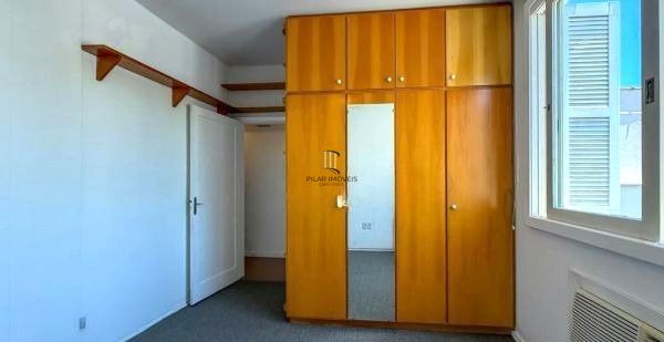 Apartamento de 2 dormitórios no bairro Independência DESOCUPADO