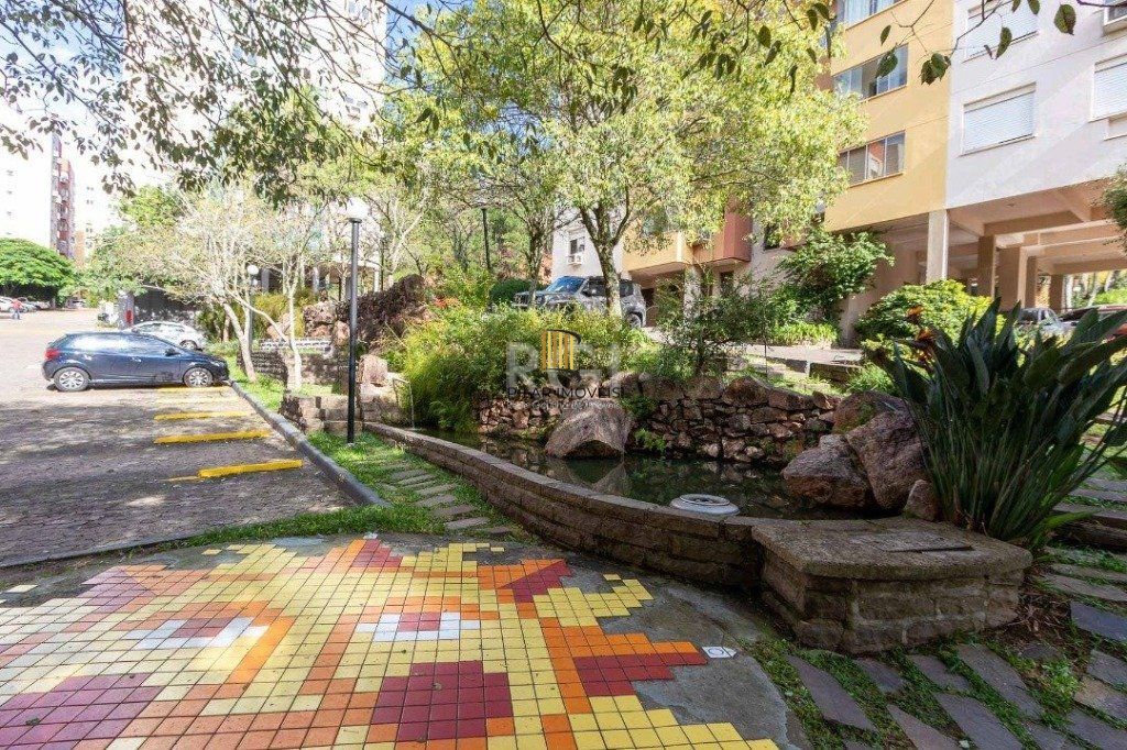 Apartamento no Nonoai de 2 dormitórios vaga e infra