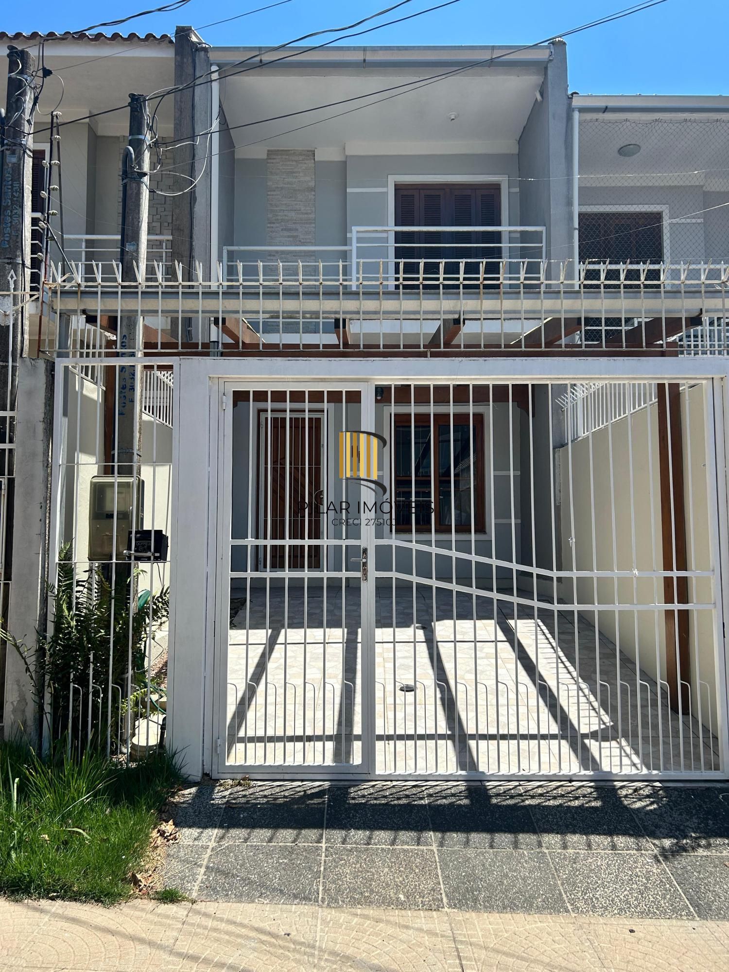 Casa sobrado no bairro São José em Canoas de 2 dormitórios - Pilar Imóveis