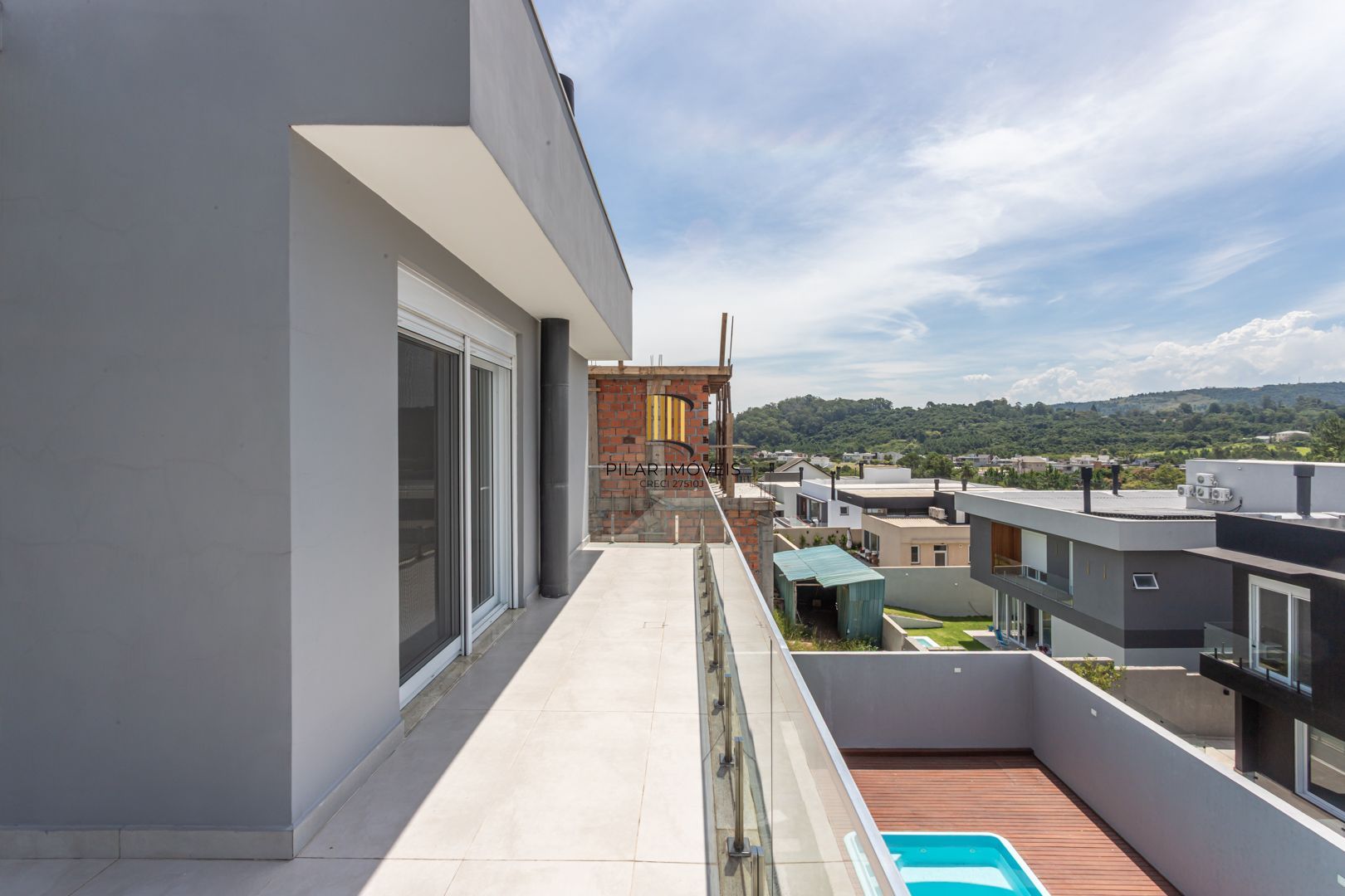 Casa de Condomínio 4 dormitórios no bairro Vila Nova