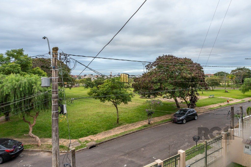 Casa sobrado no Sarandi Ecoville de 3 dormitórios e 3 vagas