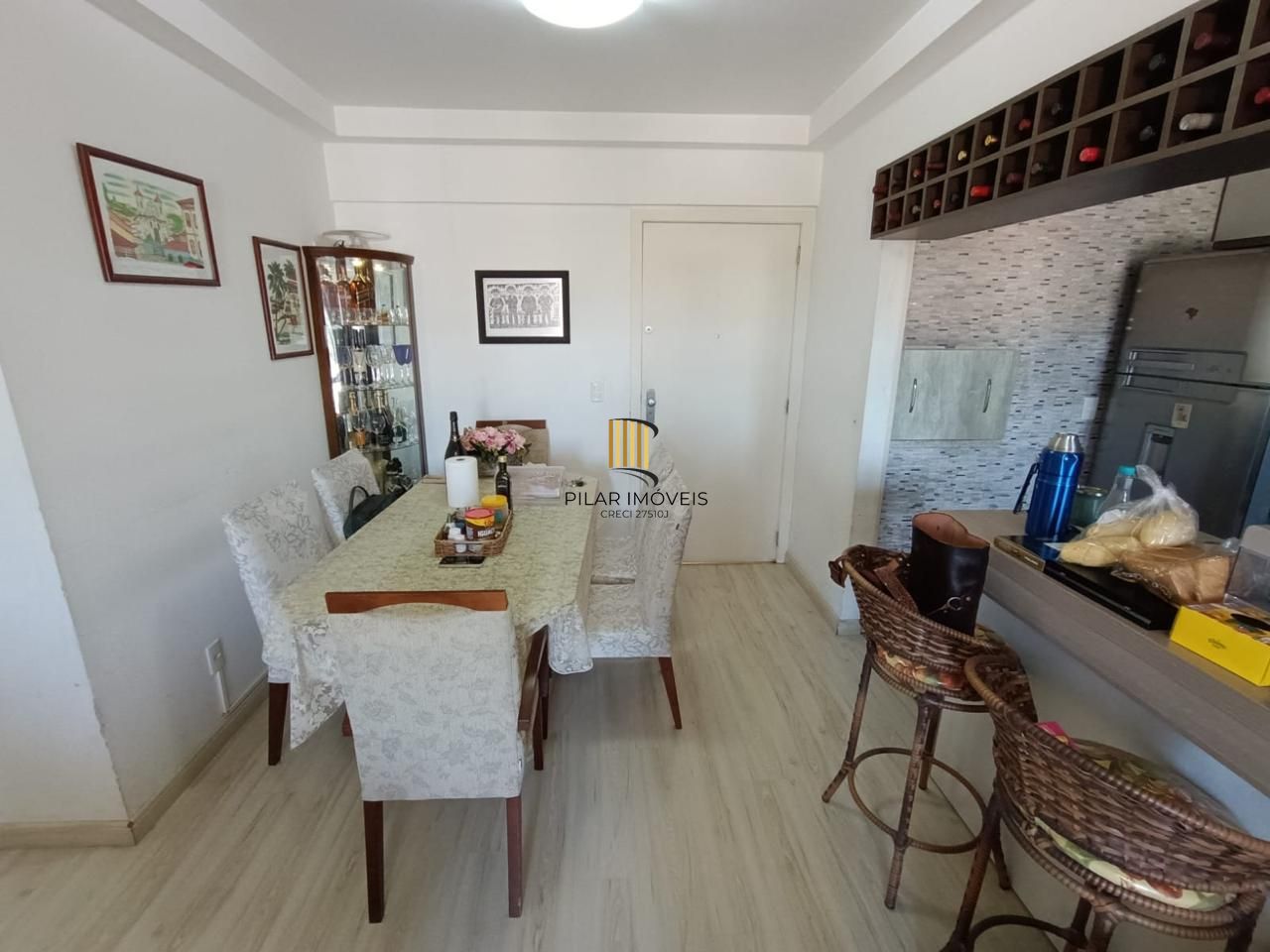 Apartamento na Cavalhada de 3 dormitórios vaga e infra