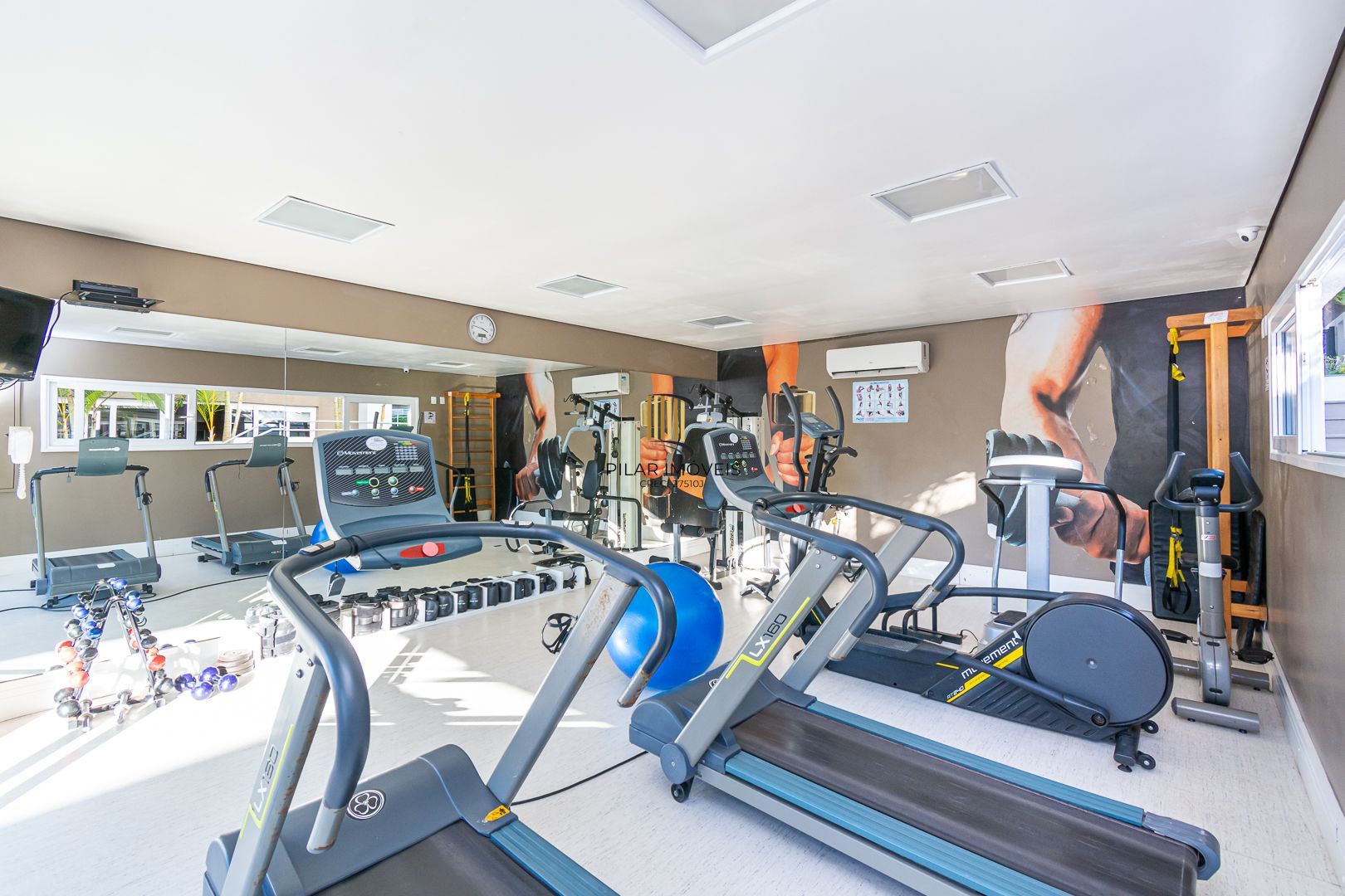 Apartamento 2 dormitórios no bairro Jardim Sabará