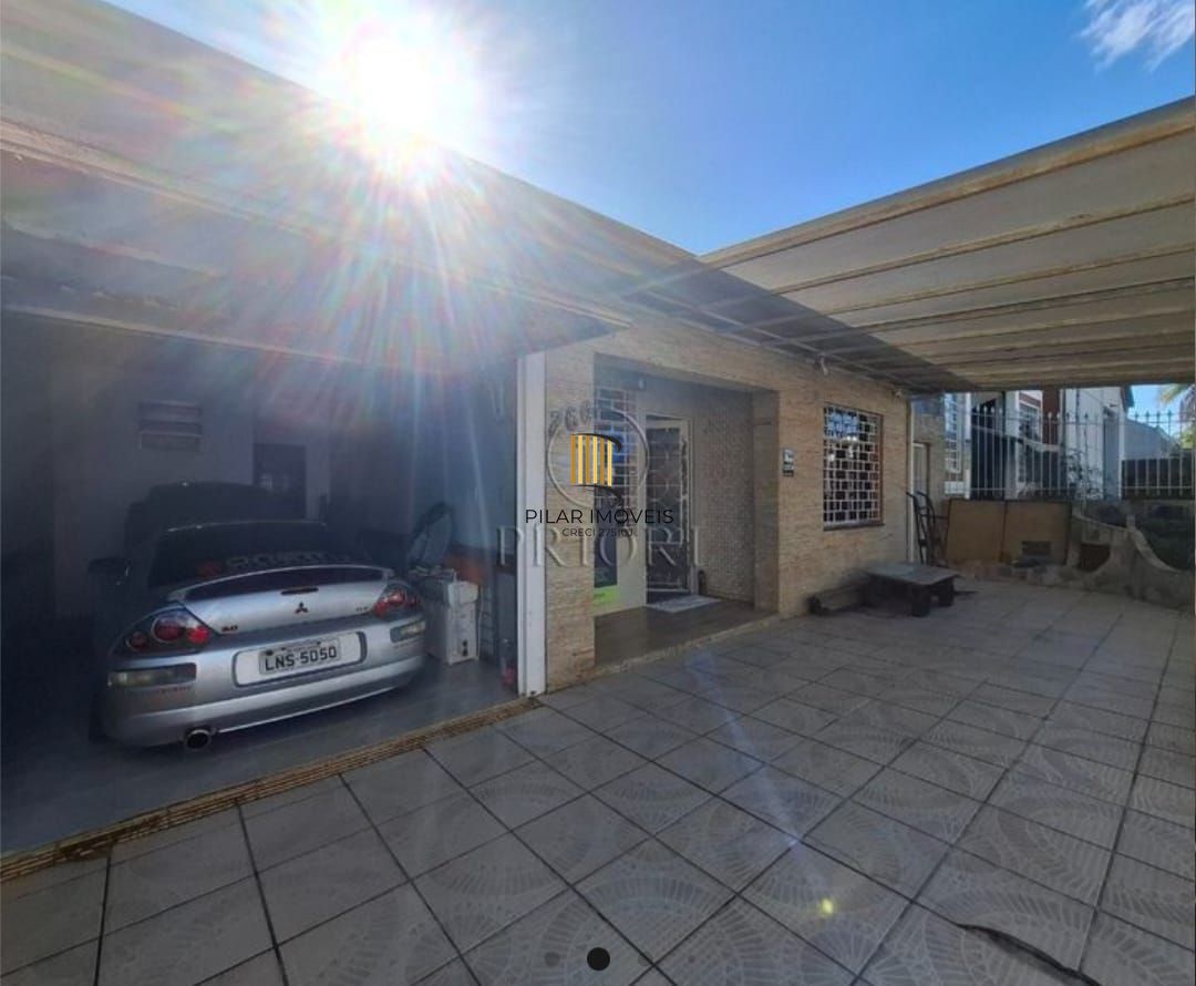 Casa 3 dormitórios no bairro Anchieta