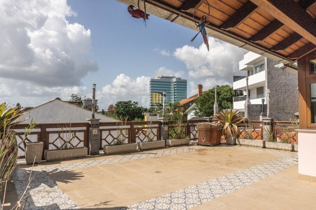 Casa para Venda de 5 dormitórios 3 vagas - bairro Chácara das Pedras
