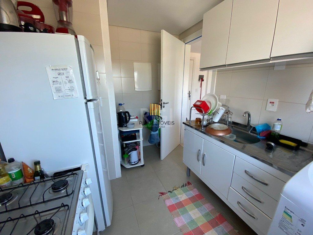 Apartamento para Venda de 2 dormitórios, 1 vaga - Petrópolis
