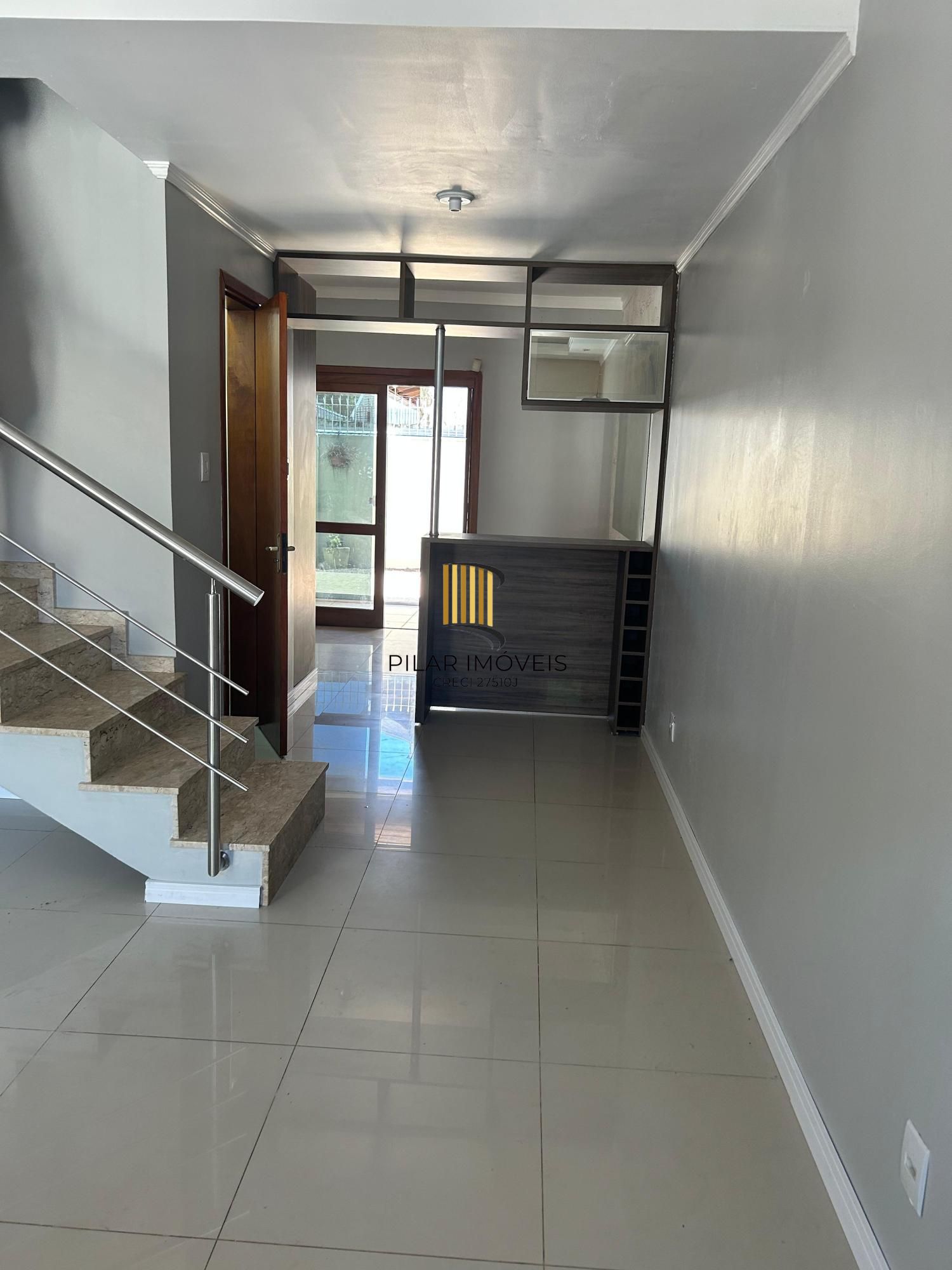 Casa sobrado no bairro São José em Canoas de 2 dormitórios