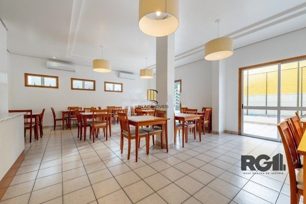 Apartamento para Venda no Petrópolis de 3 dormitórios  vaga e infra