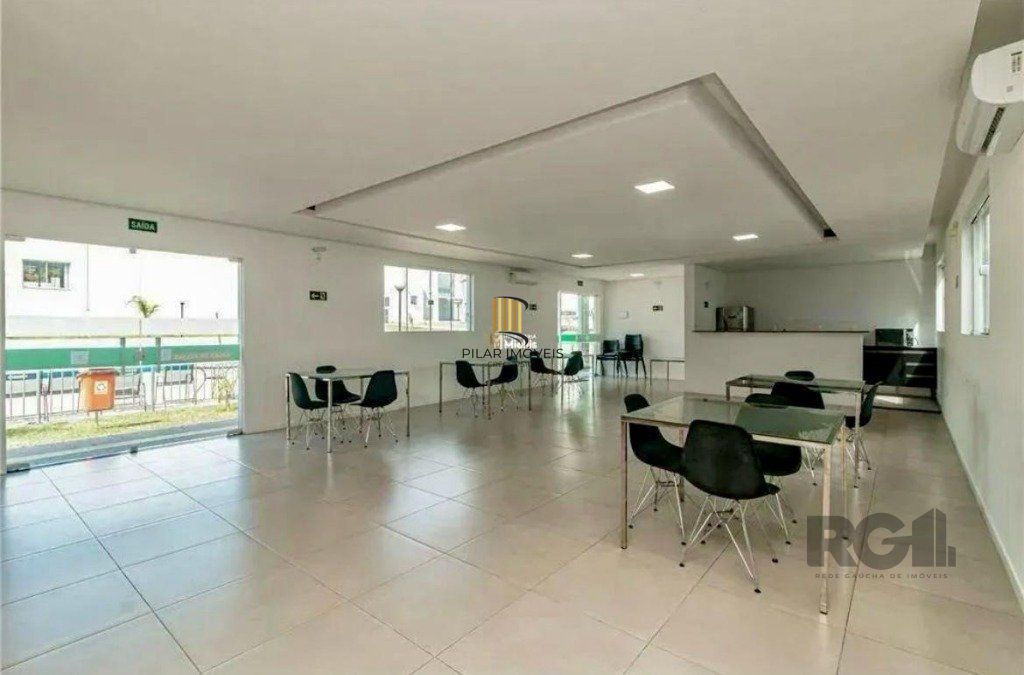 Apartamento 2 dormitórios no bairro Cecília