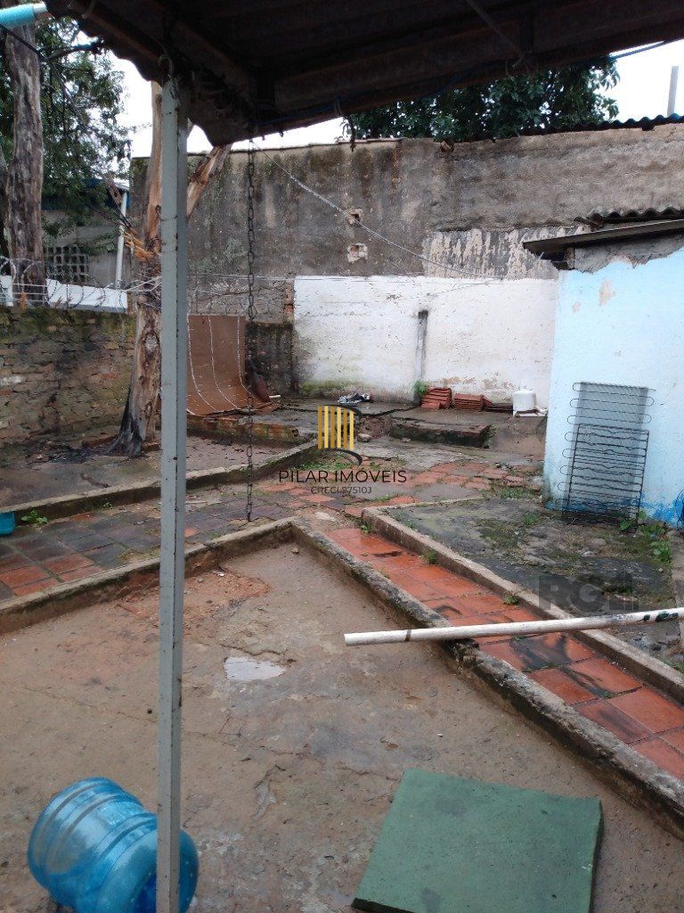 Casa 4 Dormitório(s) Bairro Santana