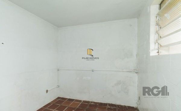 Casa 5 dormitórios no bairro Jardim Sabará