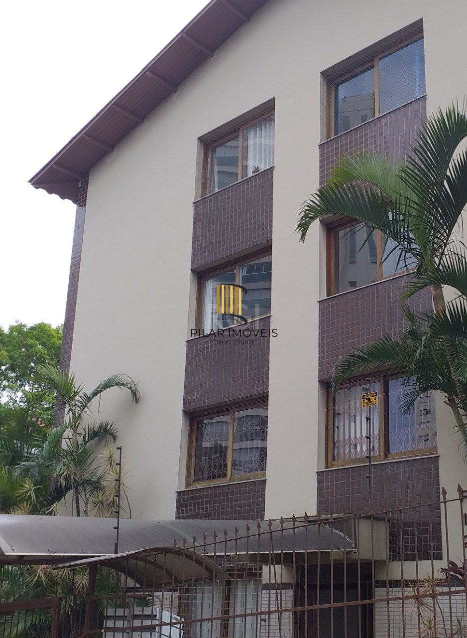 Apartamento no bairro Vila Ipiranga de 2 dormitórios e vaga