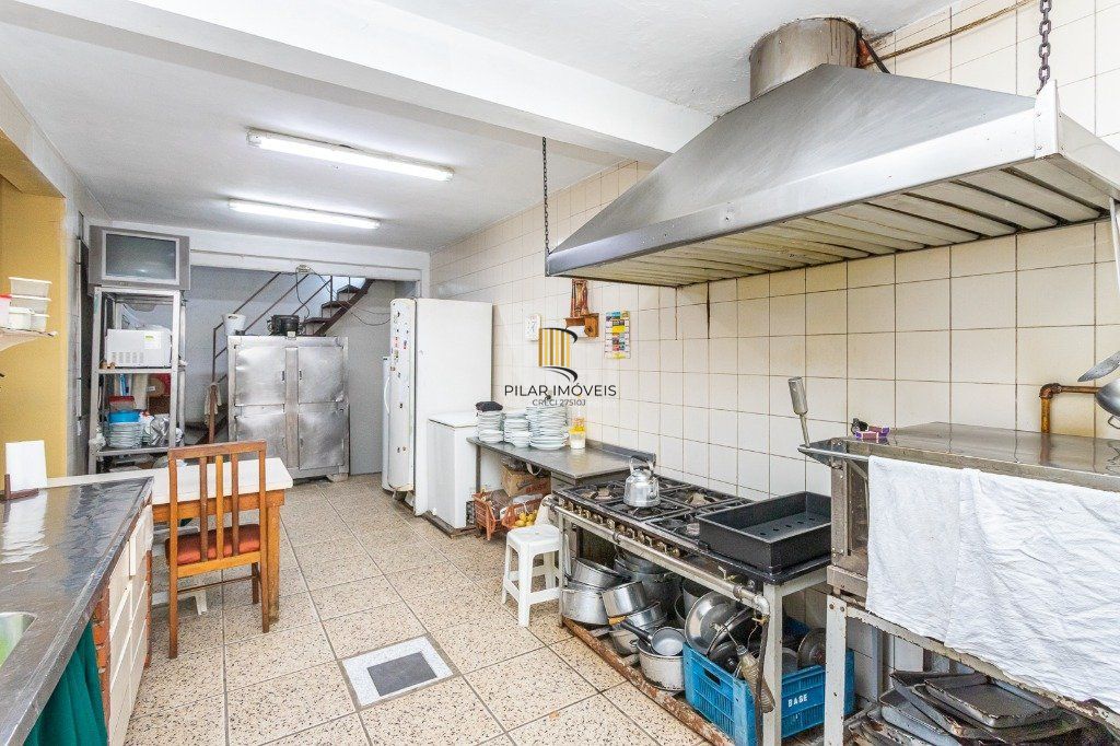 Casa para Venda - 272m², 3 dormitórios, 2 vagas - Santa Cecília