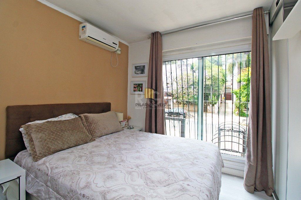 Apartamento de 3 dormitórios e vaga no bairro Petrópolis