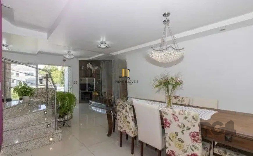 Casa 4 Dormitório(s) Bairro Jardim Itu
