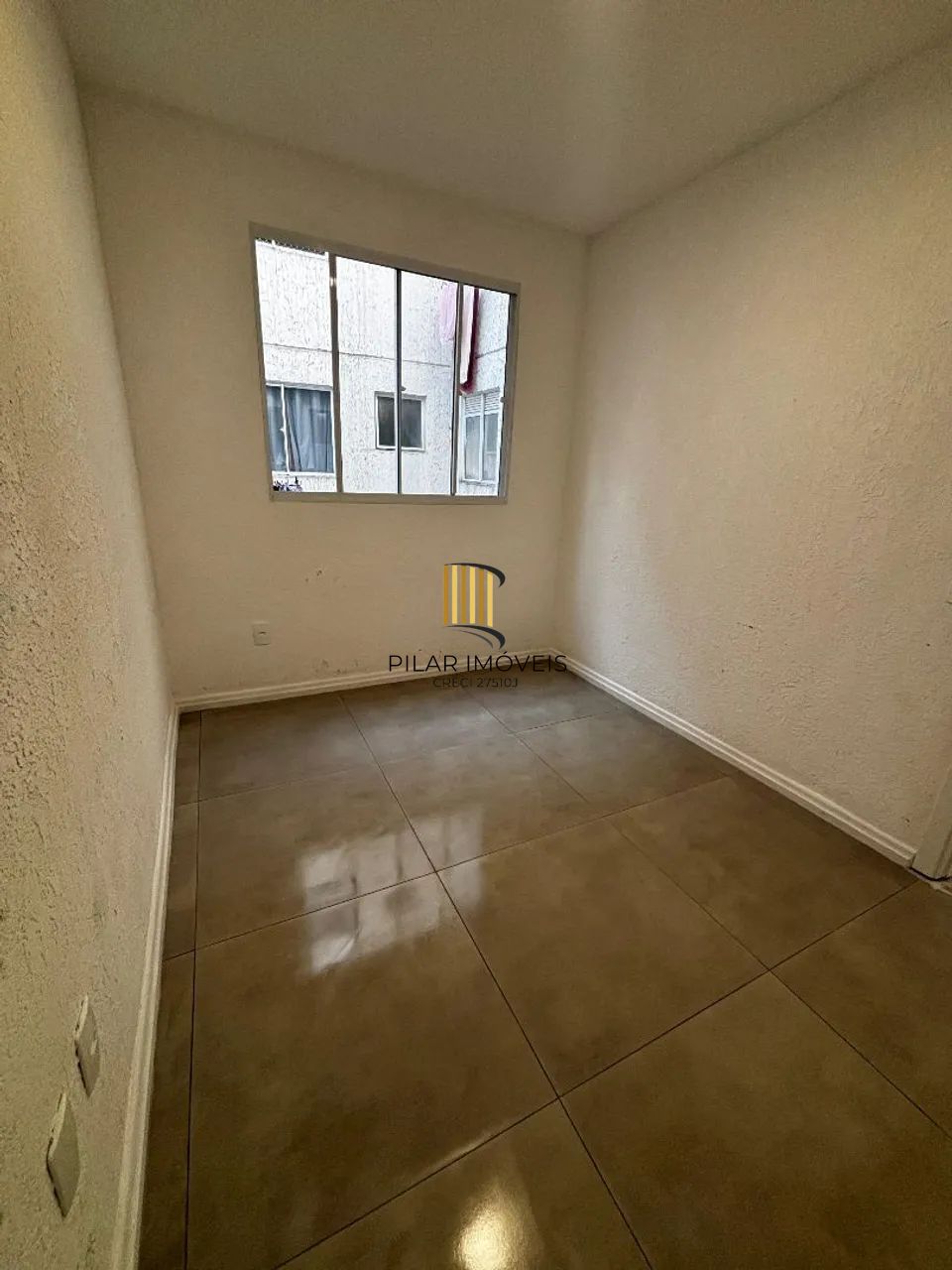 Apartamento 2 dormitórios no bairro Rubem Berta