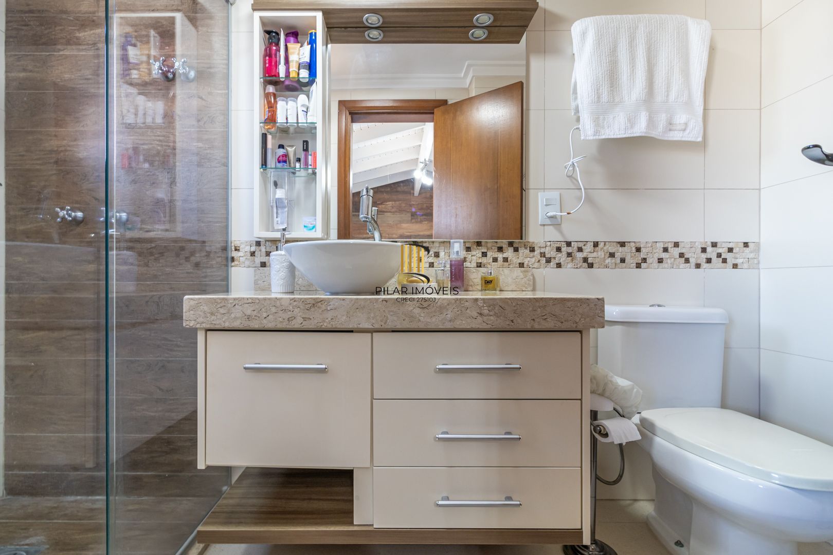 Casa com 3 Quartos à venda, 141m² - Hípica