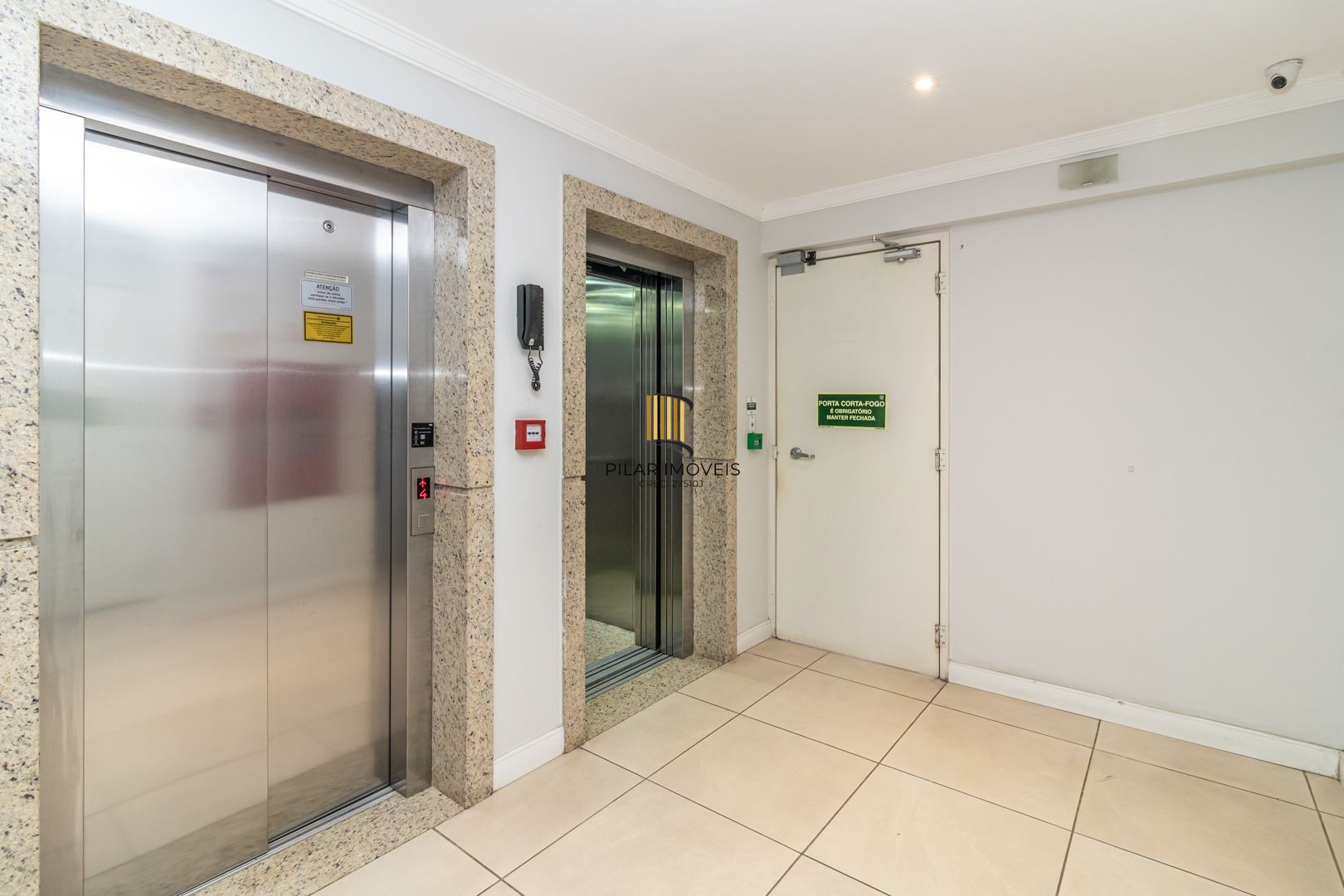 Apartamento no Jardim Botânico de 2 dormitórios e vaga DESOCUPADO