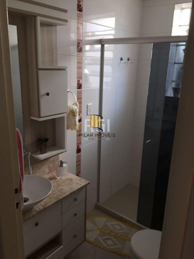 Apartamento para Venda - 128m², 3 dormitórios, 2 vagas - Menino Deus