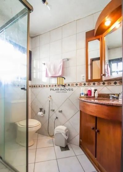 Casa sobrado no Petrópolis com 7 dormitórios e 4 vagas
