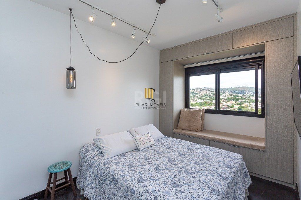 Apartamento para Venda - 70.07m², 2 dormitórios, sendo 1 suites, 2 vagas - Jardim Botânico