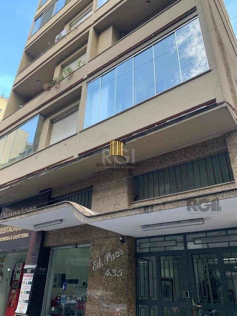 Apartamento no Centro de 3 dormitórios andar alto