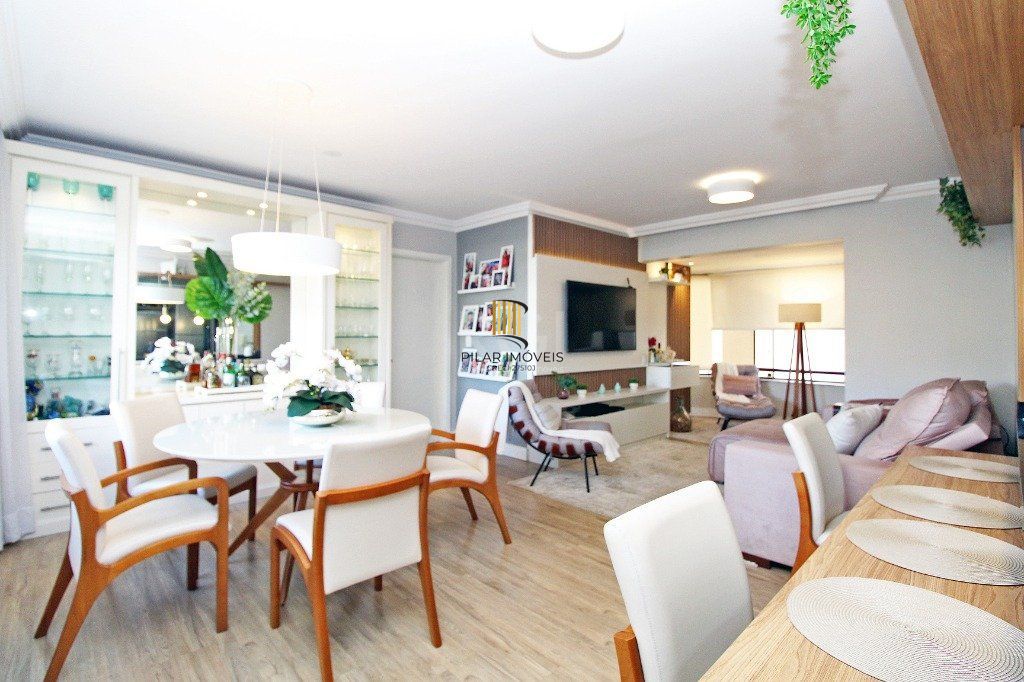 Apartamento 3 dormitórios 2 vagas - Petrópolis