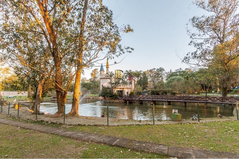 Casa de Condomínio com 3 Quartos à venda, 310m² - Vila Elsa