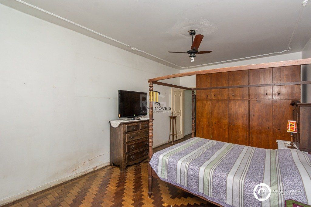 Casa para Venda de 3 dormitórios, Petrópolis