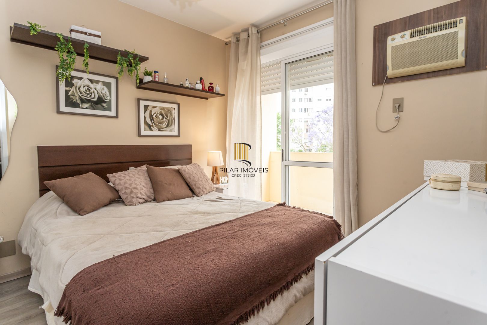 Apartamento 3 dormitórios no bairro Vila Ipiranga