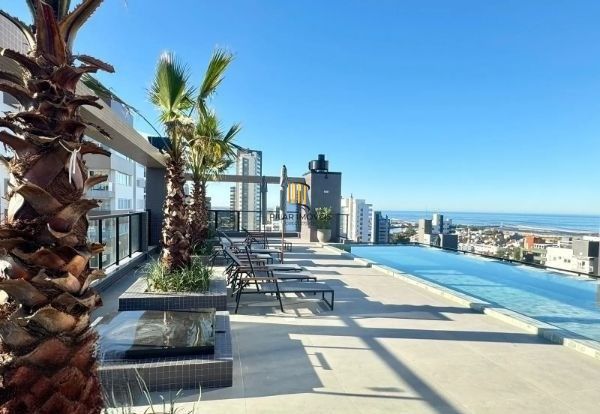 Apartamento em Torres Alto padrão de 3 dormitórios e 2 vagas
