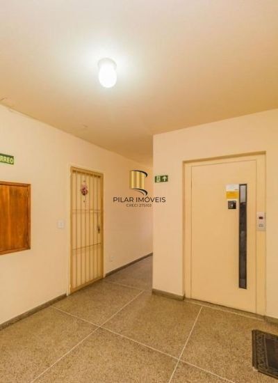 Apartamento no Sarandi de 2 dormitórios e vaga