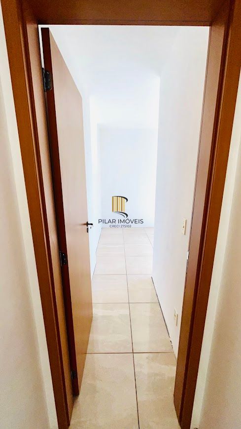 Apartamento no Porto Cruzeiro de 2 dormitórios vaga e infra DESOCUPADO