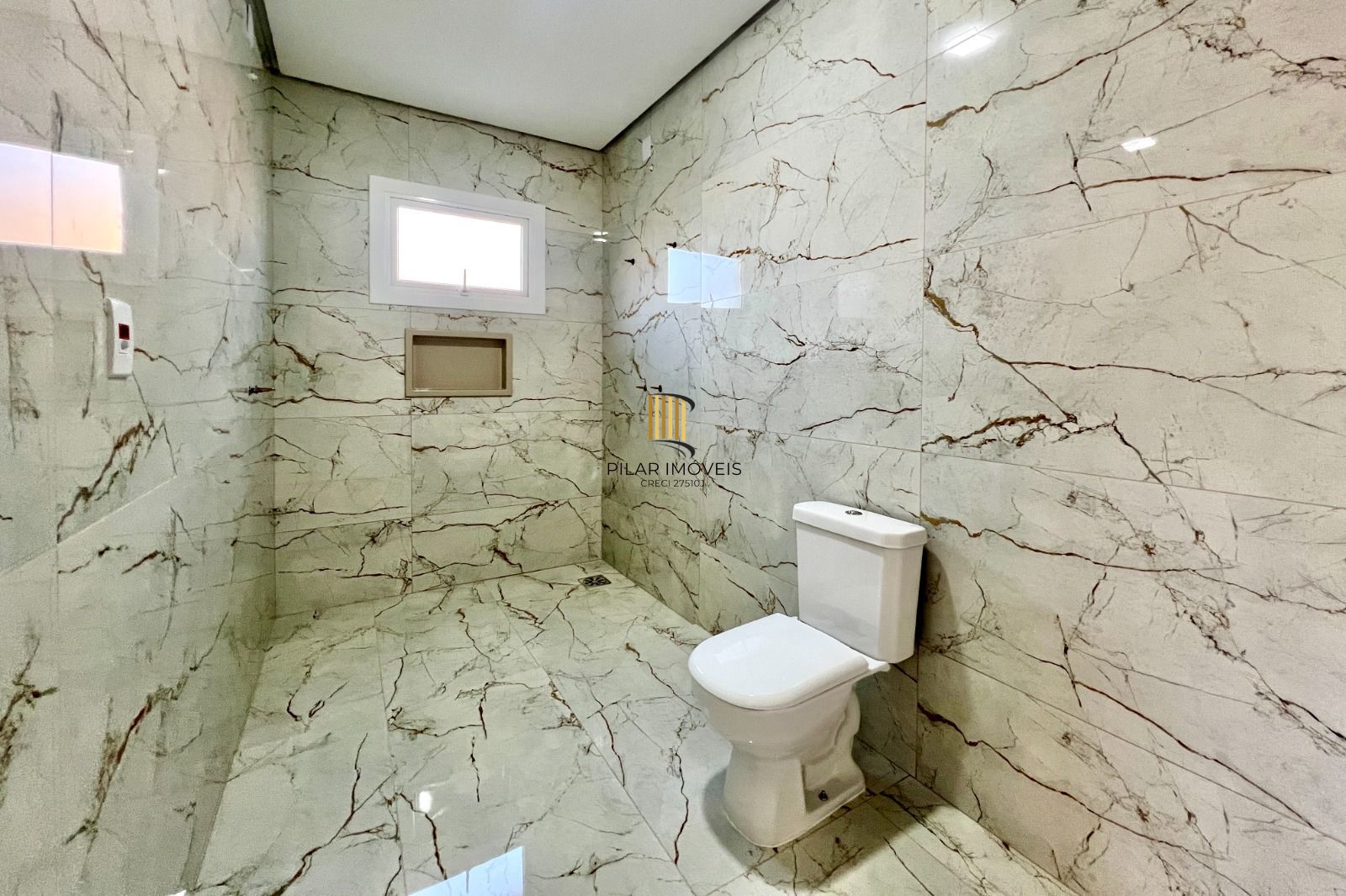 Casa no Condomínio Reservas do Lago em Nova Santa Rita