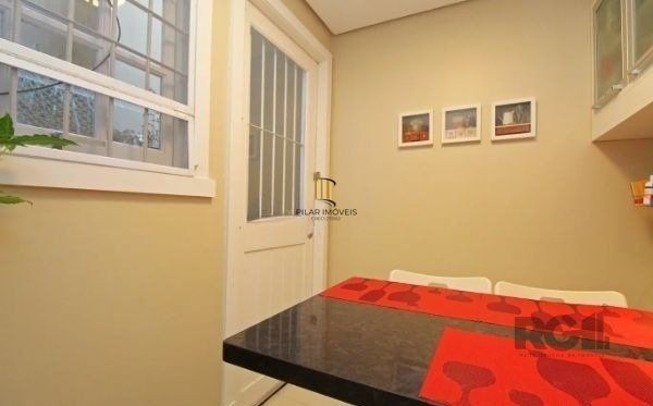 Casa de Condomínio 3 dormitórios no bairro Vila Jardim