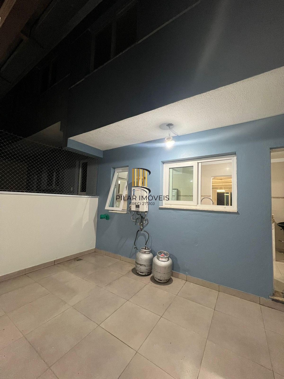 Casa sobrado em Gravatai de 3 dormitórios e 2 vagas