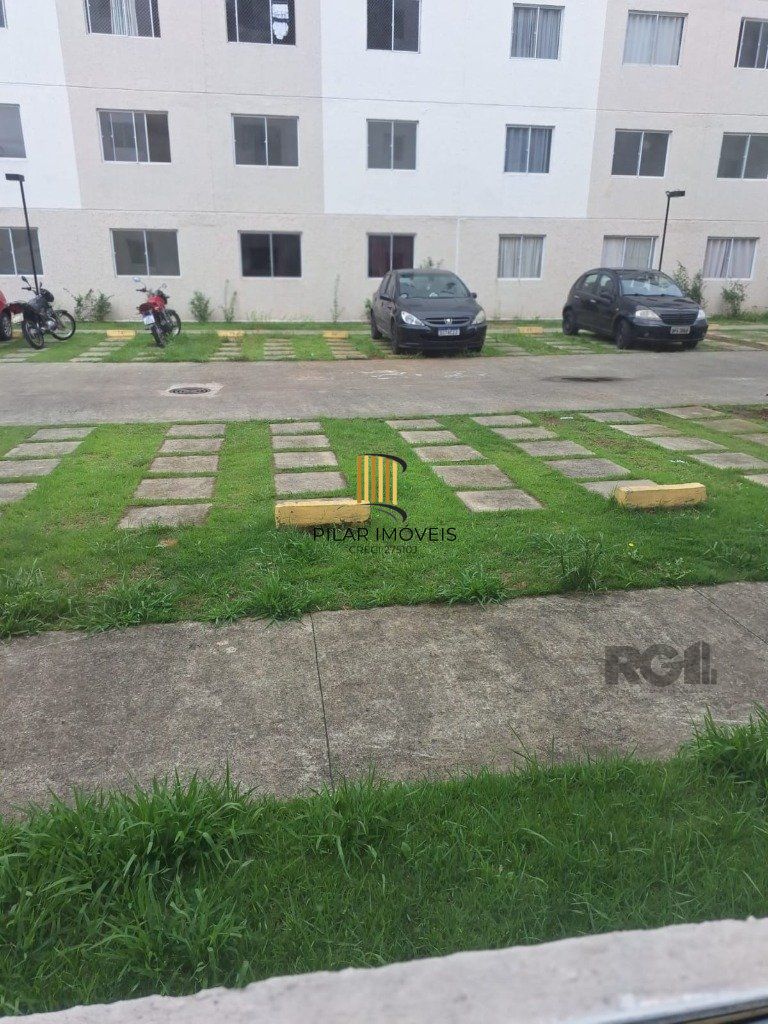Apartamento de 02 dormitórios e 01 vaga, no bairro Rio Branco, em Canoas.
