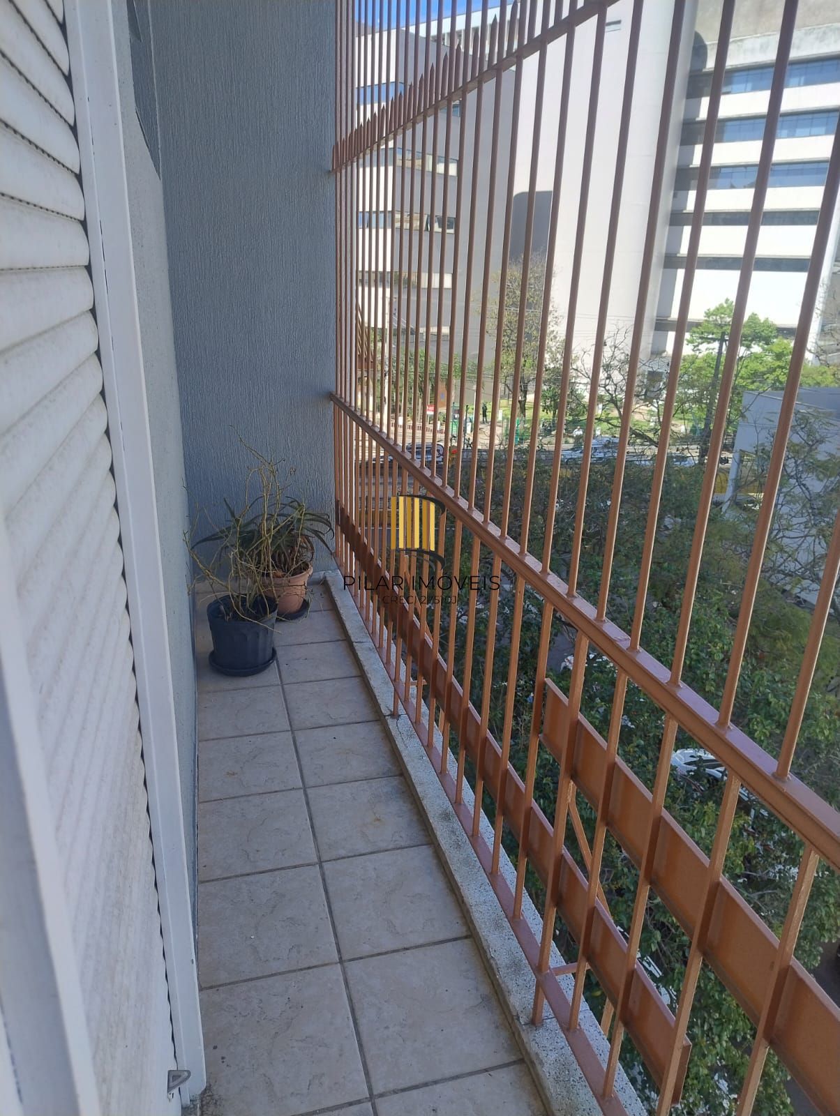 APTO DE 03 DORMOTÓRIOS SACADA. COM ELEVADOR . NO BOM - FIM RIO BRANCO