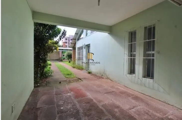 Sobrado 3 dormitórios no bairro Cristal