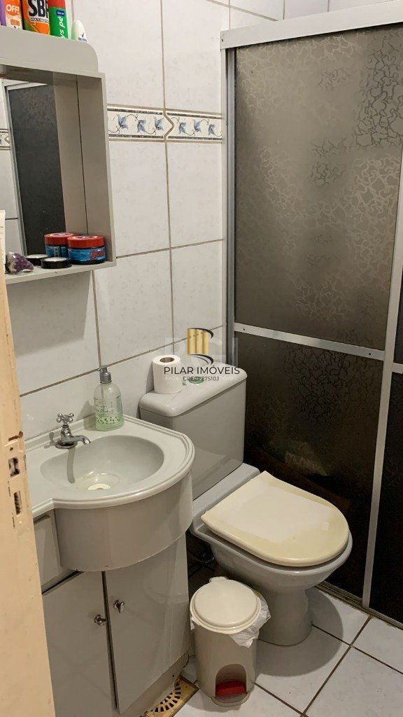 Casa 4 dormitórios 3 banheiros garagem coberta para 3 + carros