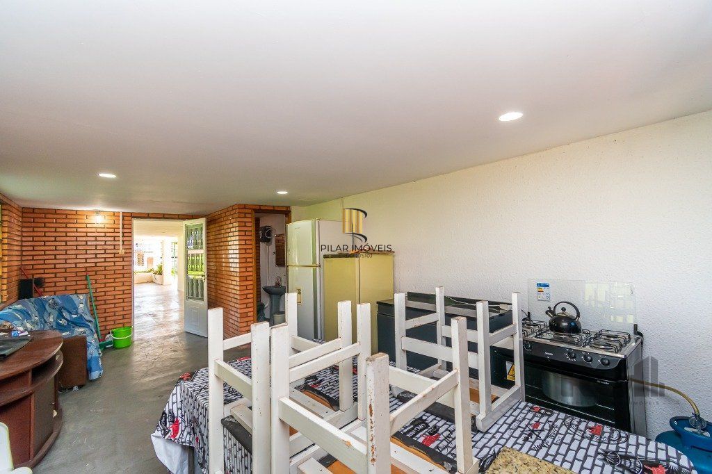Apartamento 3 dormitórios com dependência com vaga na Medianeira