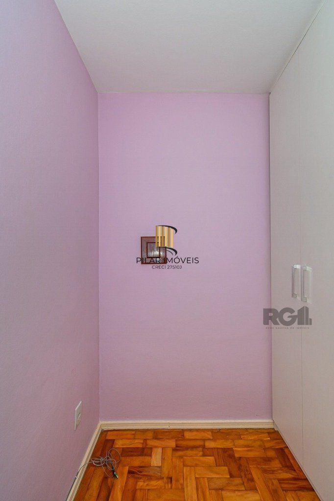 Apartamento JK no Centro Desocupado MOBILIADO
