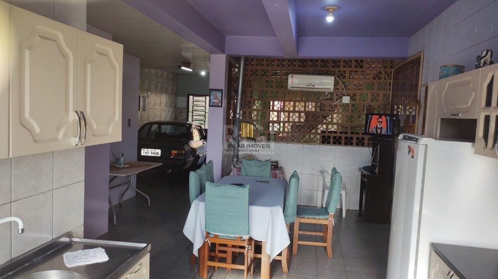 Casa para Venda - 120m², 4 dormitórios, sendo 1 suites, 3 vagas - Freitas