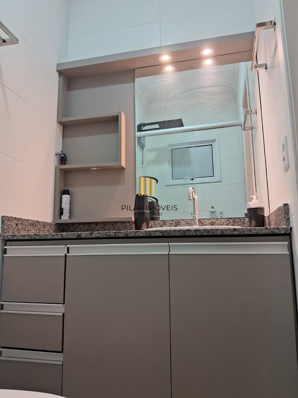 Casa de Condomínio 2 dormitórios no bairro Vila Nova