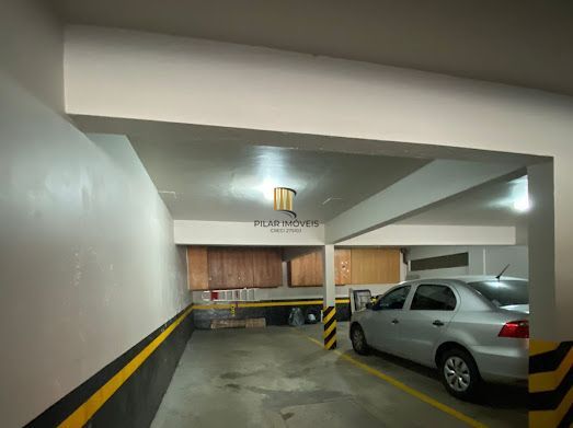 Apartamento no bairro Auxiliadora com 90m² de 2 dormitórios e 2 vagas