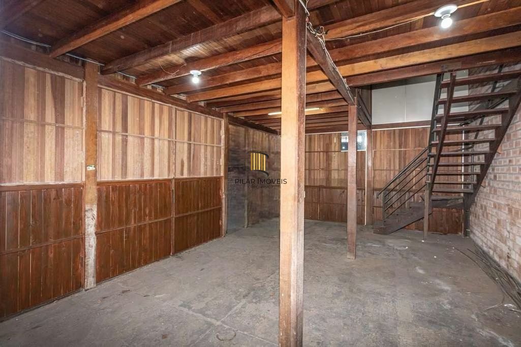 Galpão 2 dormitórios no bairro Navegantes