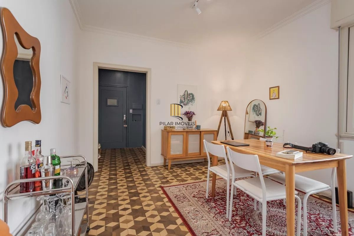 Apartamento no bairro Independência de 3 dormitórios