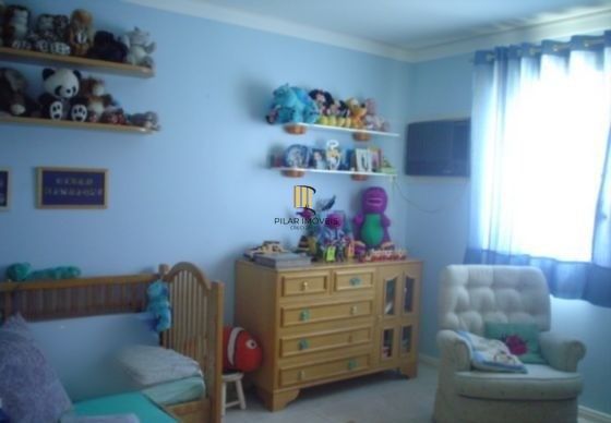 Casa sobrado no bairro Jardim Sabará de 3 dormitórios e 4 vagas