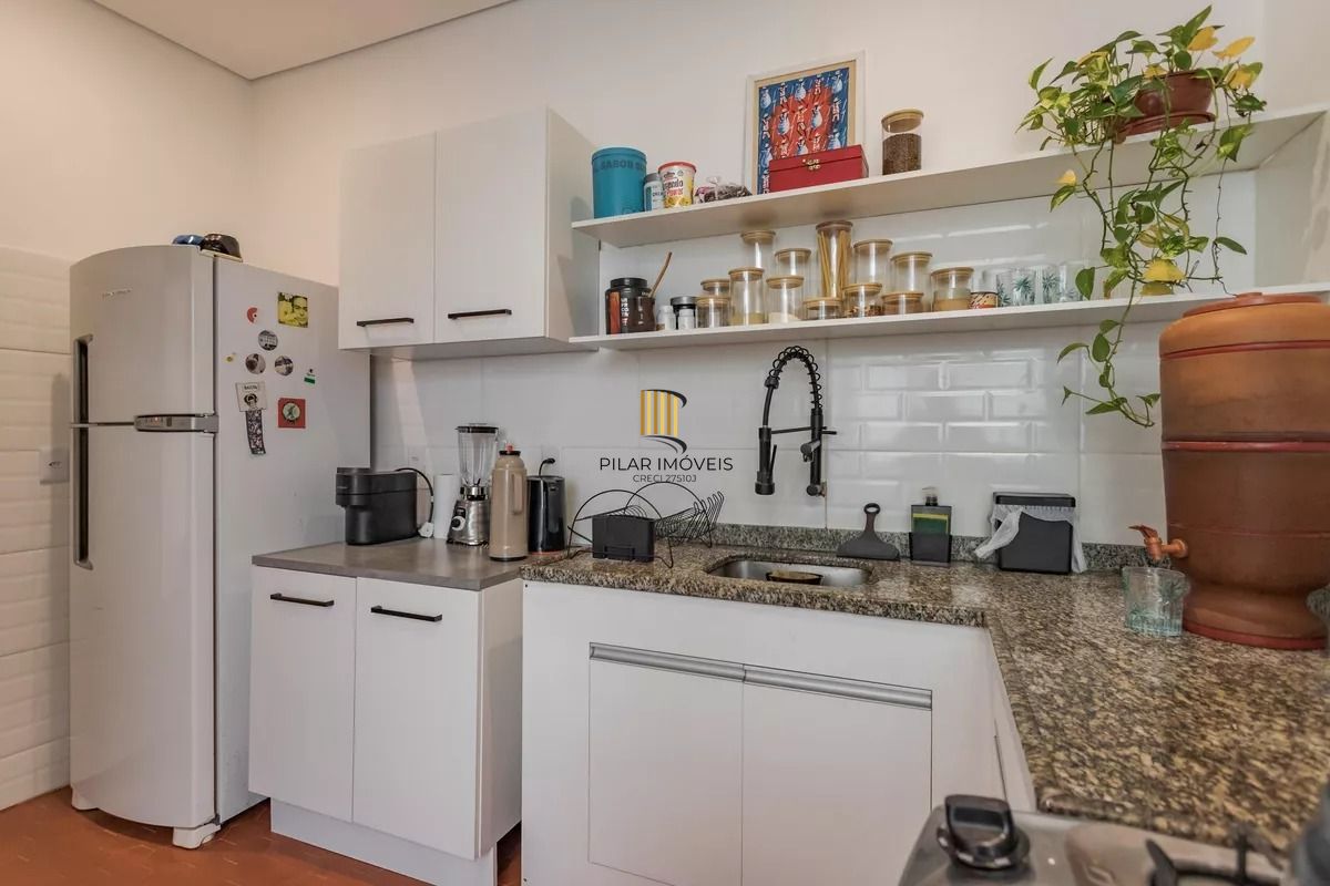 Apartamento no bairro Independência de 3 dormitórios